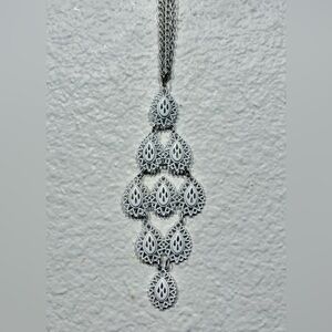 Vintage White Multi-strand Pendant Necklace